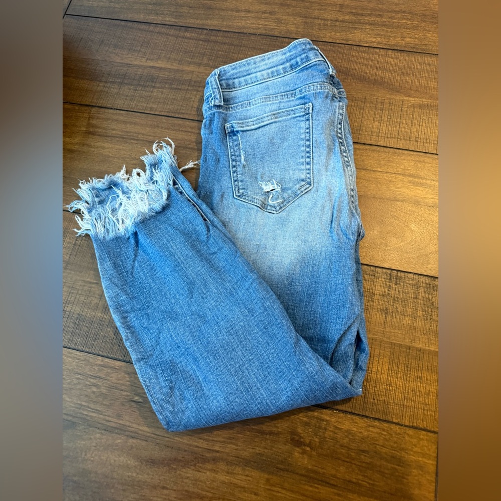 Cello Light Blue Frayed Hem Cropped Jeans